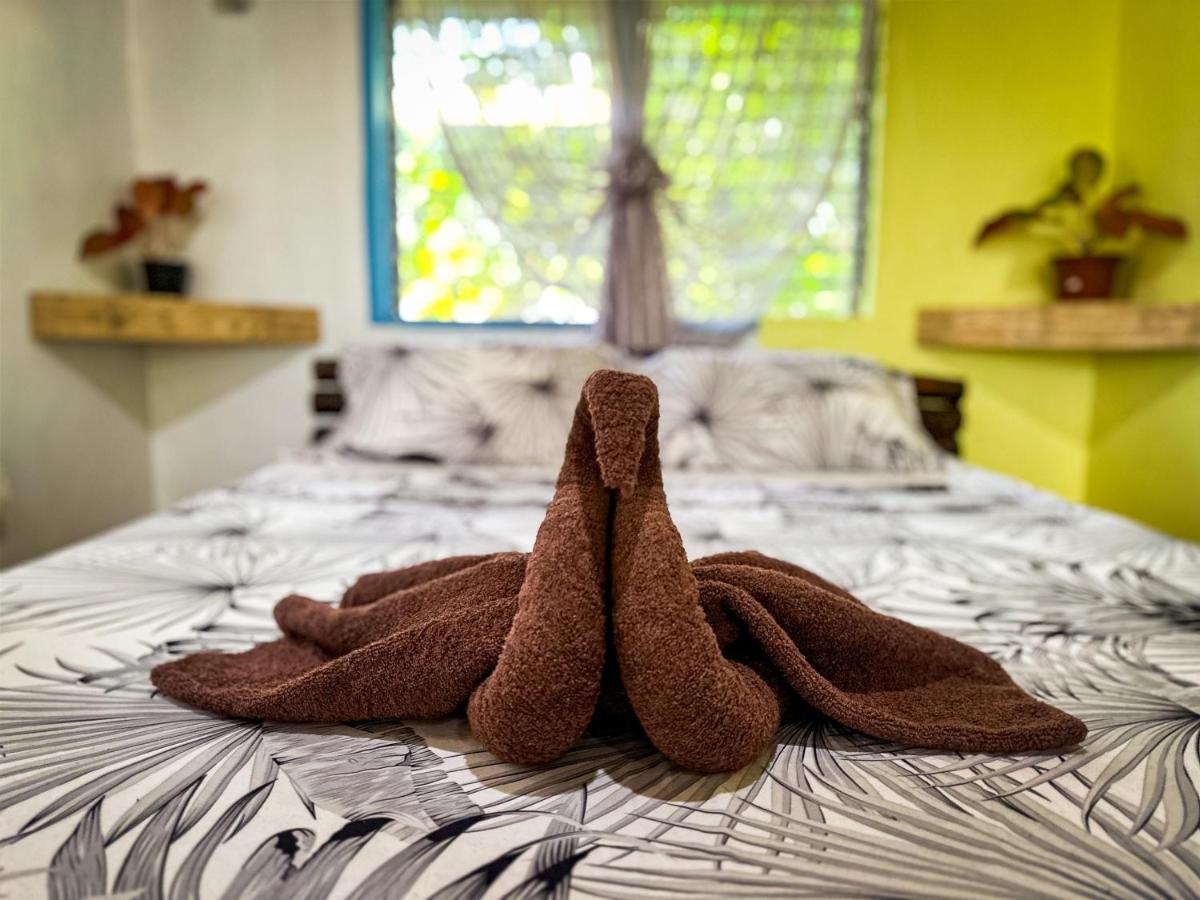1Peace Beach Resort Анда Екстериор снимка