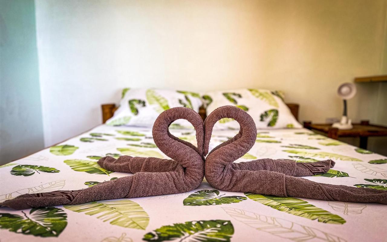 1Peace Beach Resort Анда Екстериор снимка